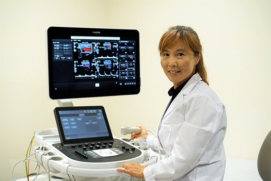 미주중앙일보 보도 사진 — 문경미 원장